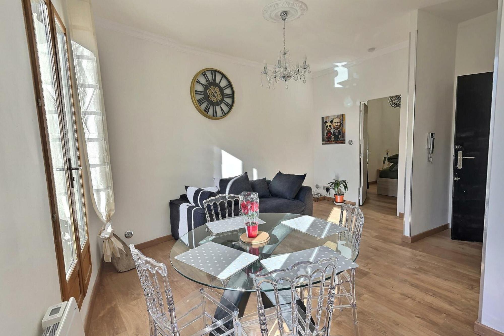 Appartement De Charme Avec Balcon Au Pied Des Commerces Béziers Esterno foto